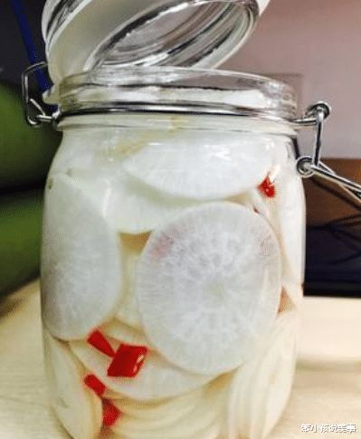 腌萝卜片的秘诀 放它胜过糖醋,脆爽入味,一口停不下来