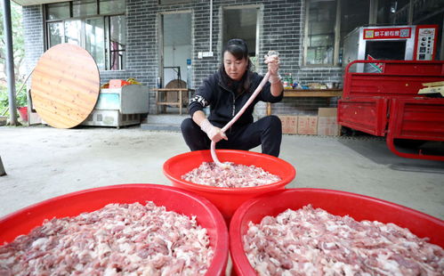 广西三江 古镇腊味香满街，腌制盐香传千年