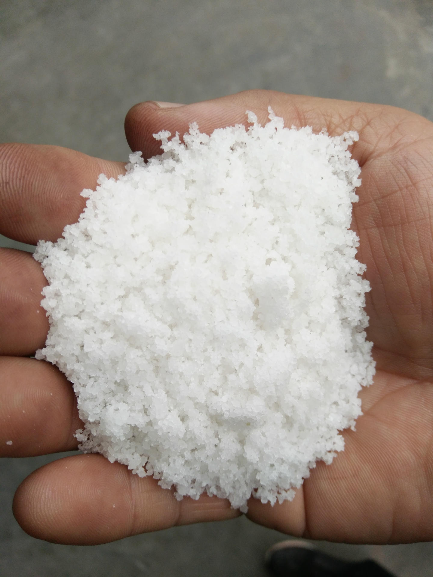 盐的多样应用 从日常烹饪到工业与畜牧